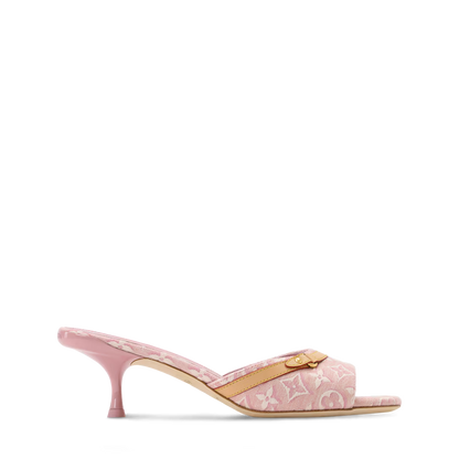Minimal Leather Slides